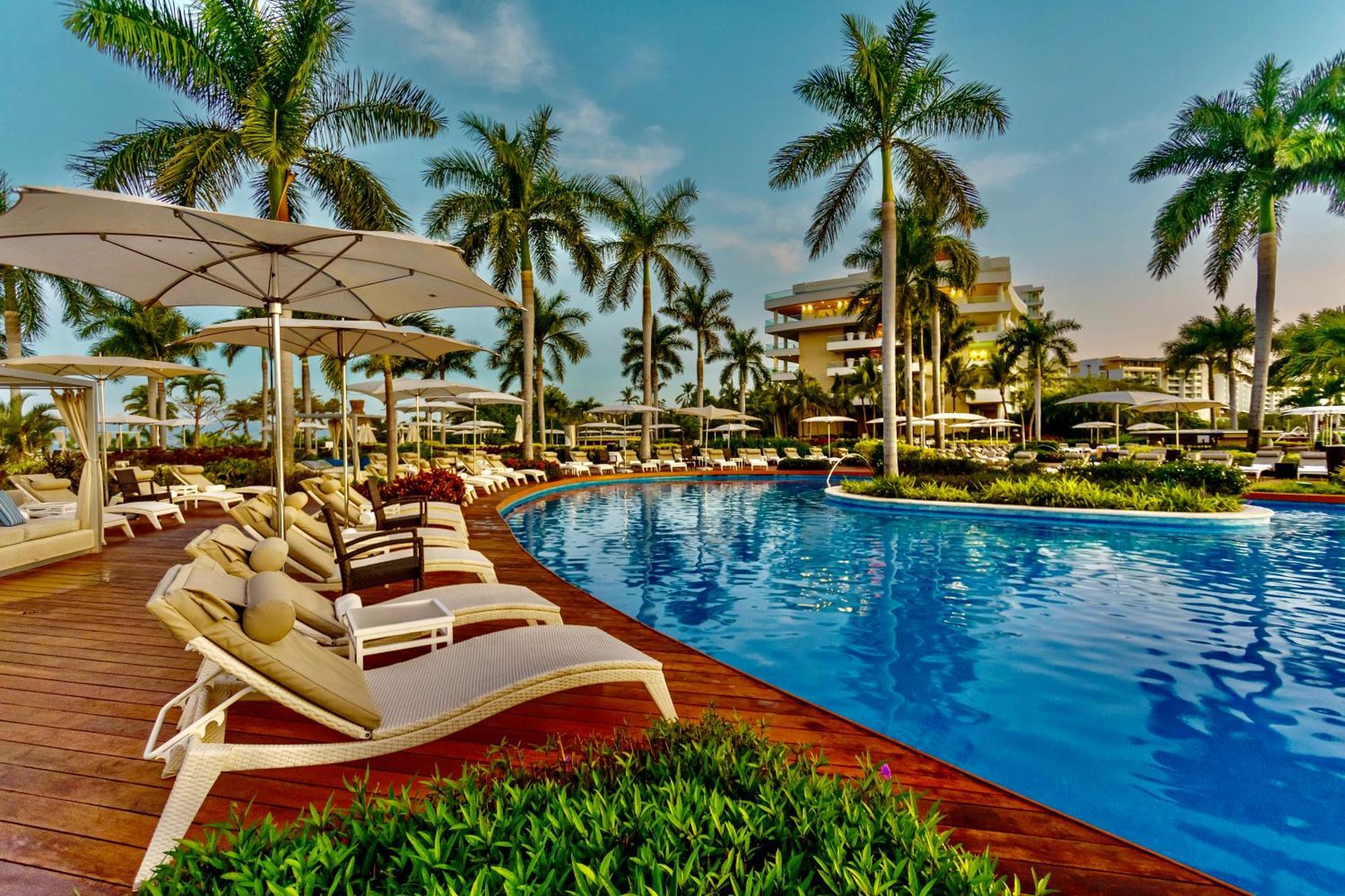 Grand Luxxe Two Bedroom Suite - Nuevo Vallarta Luaran gambar